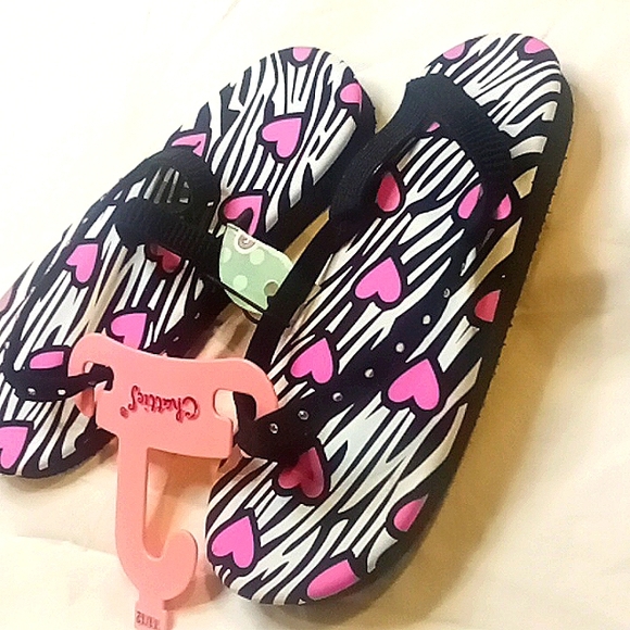 CHATTIES GIRLS BLACK PINK HEART ZEBRA RHINESTONE FLIP FLOPS 11/12 - Picture 3 of 4